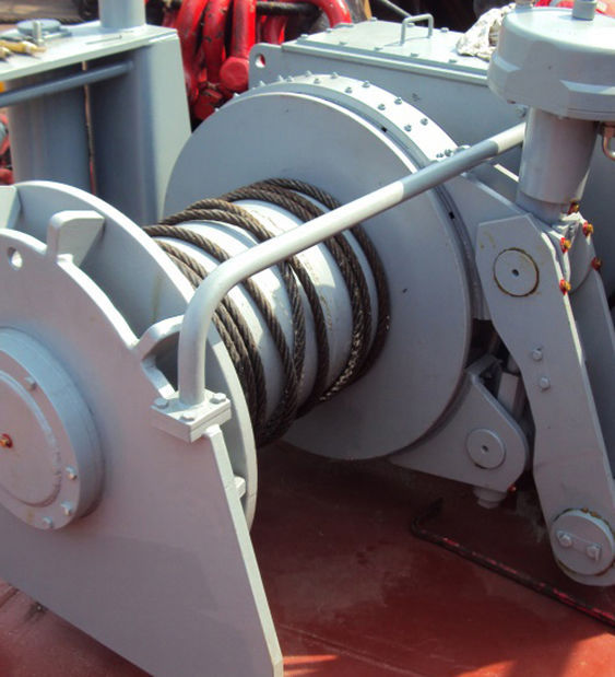 Tugboat winch - Industrias Ferri, S.A. - towing / hydraulic drive ...