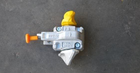 Container Technics NV Twistlock T-1