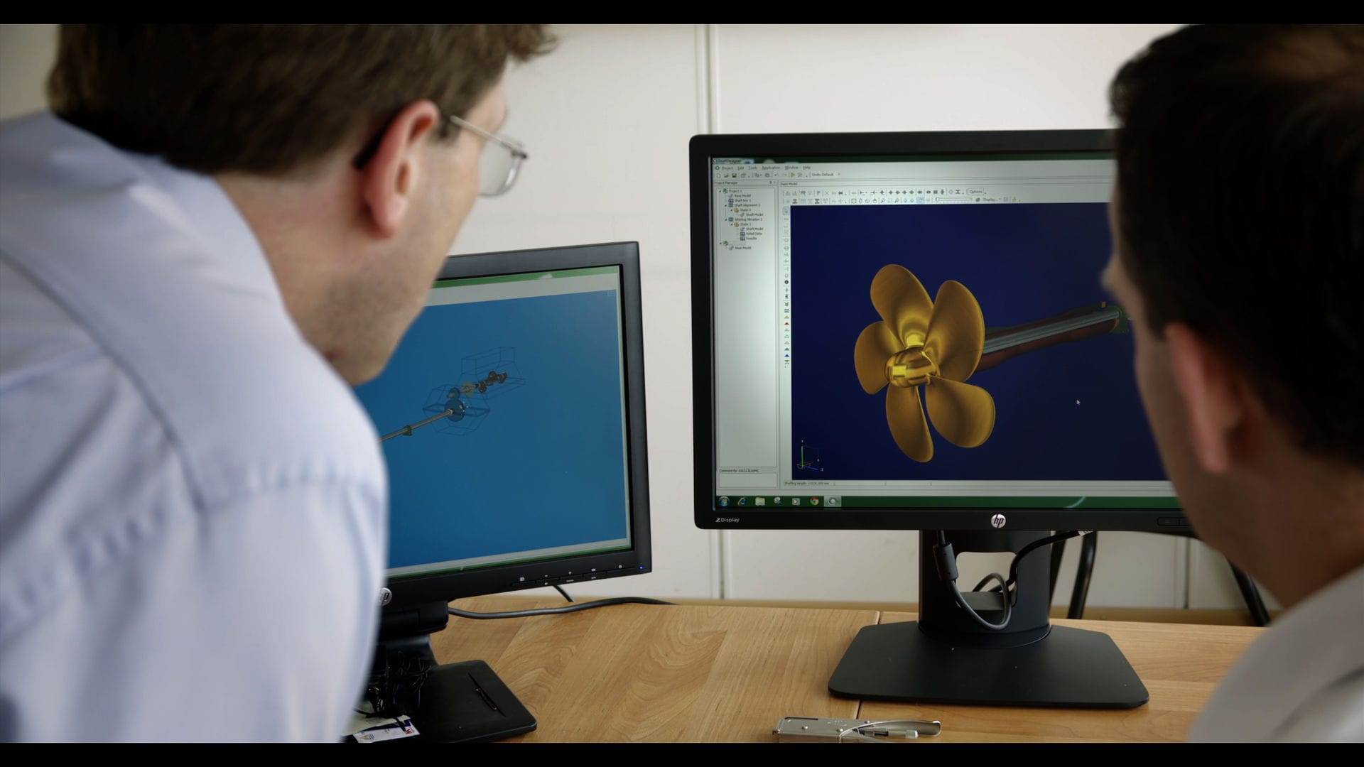 Propeller shaft design software SKF Solution Factory Marine Services calculation / for ships