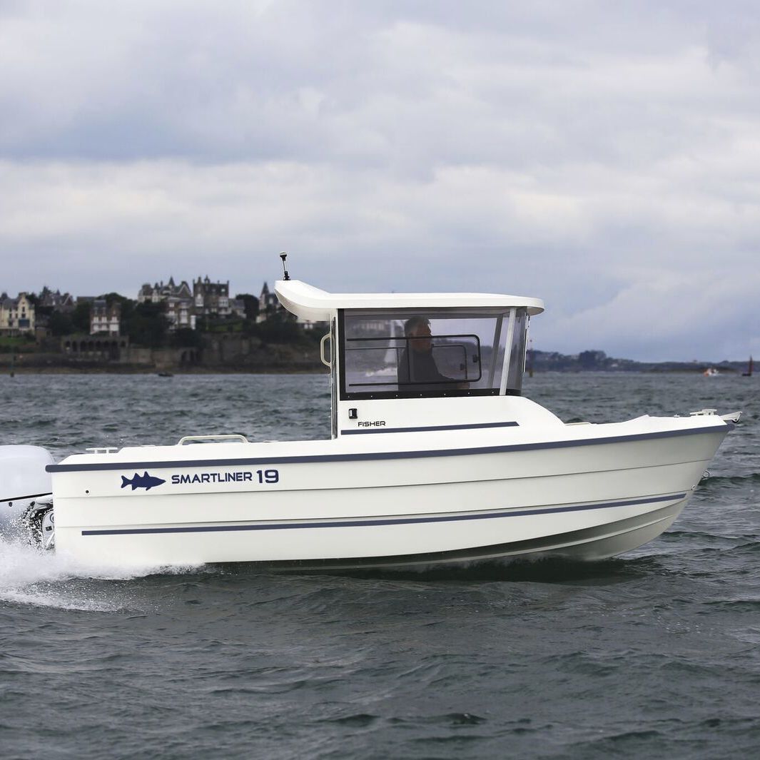 Outboard Day Fishing Boat Wheelhouse 7 Person Max Fisher 21