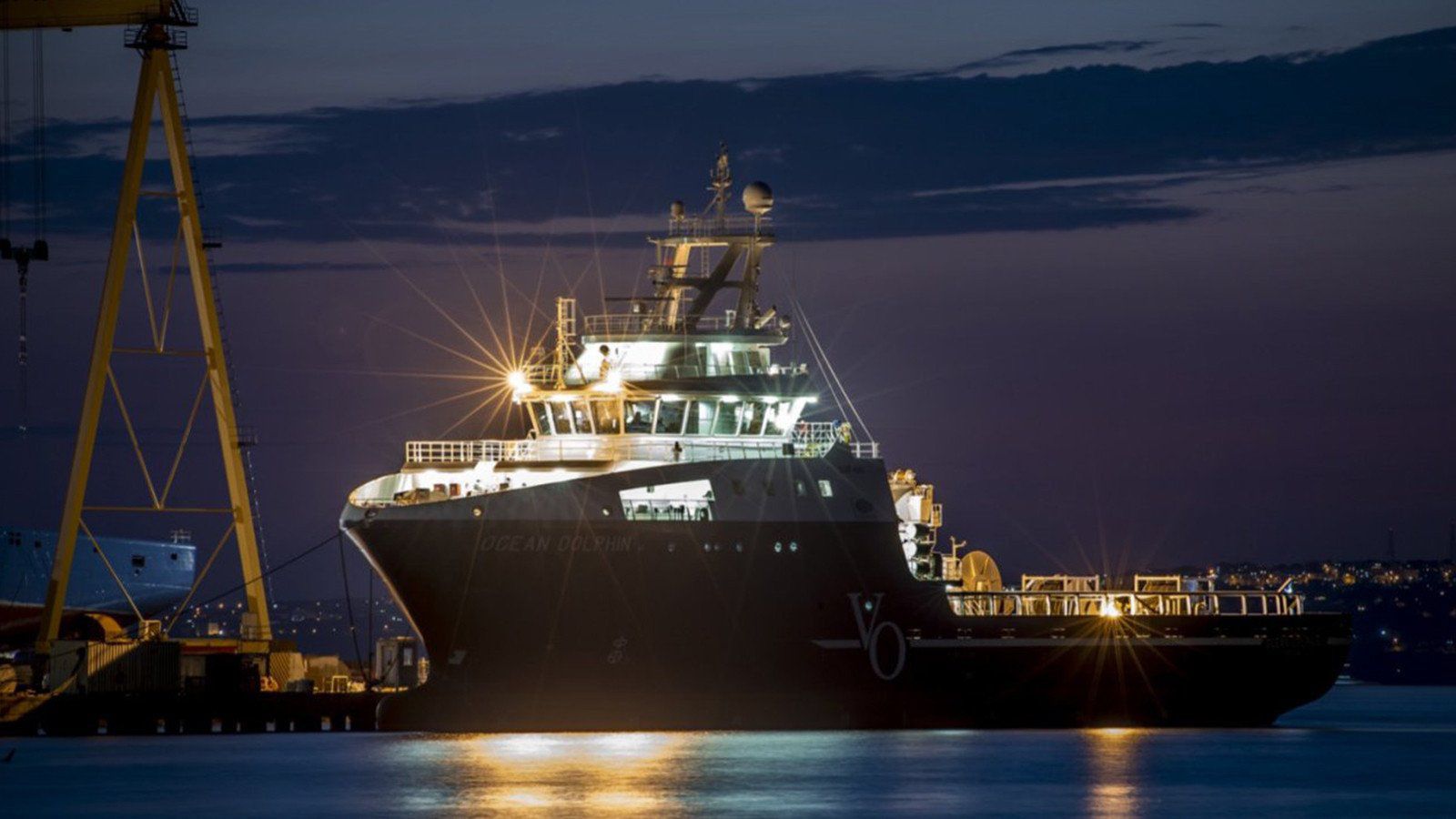 BV seismic research ship - OCEAN FORTUNE - Cemre Shipyard - crane