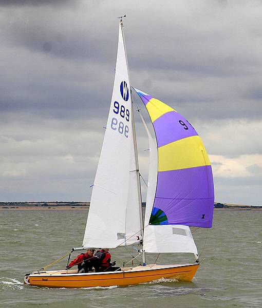 Singlehanded sailing dinghy Gull Hartley Boats instructional / recreational