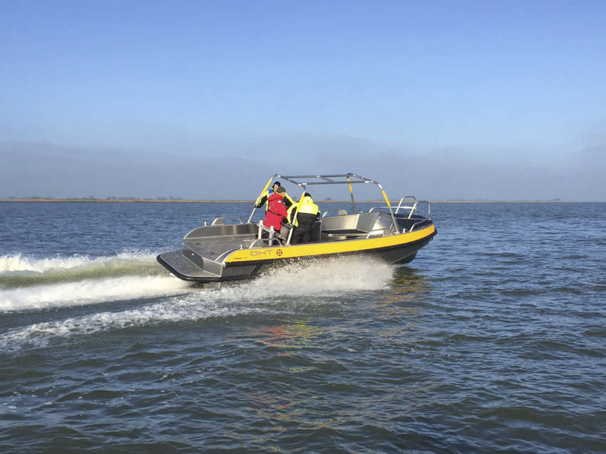 Linehandling boat professional boat Rescue 75 jet Stormer Marine B.V. inboard waterjet