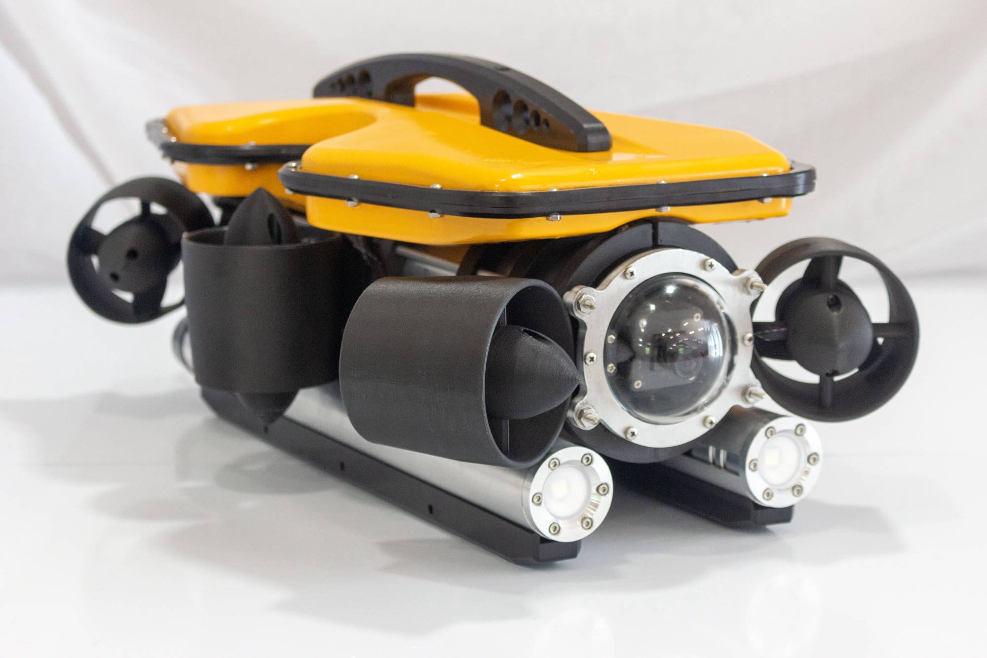 Pipeline Inspection Rov Oceanus Mini Rov System Marinenav Ltd For Tank Inspection