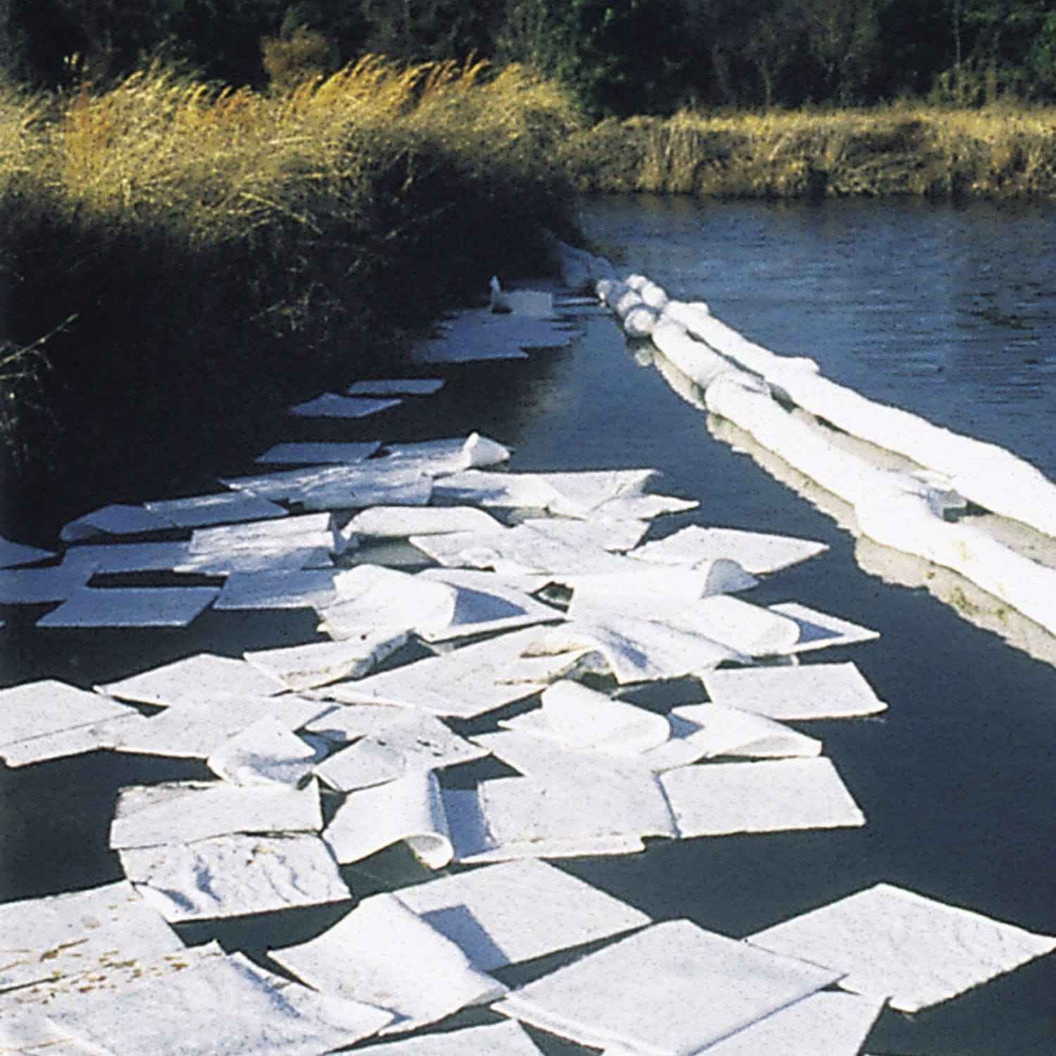 Oil absorber Parker Systems Inc. for oil spill pads / roll