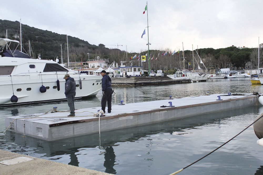 Floating breakwater SYSTEM GROUP MARINE reinforced concrete