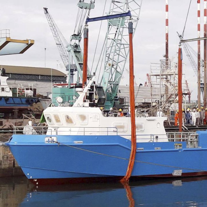 Supply offshore support vessel 24M Dundee Marine & Industrial