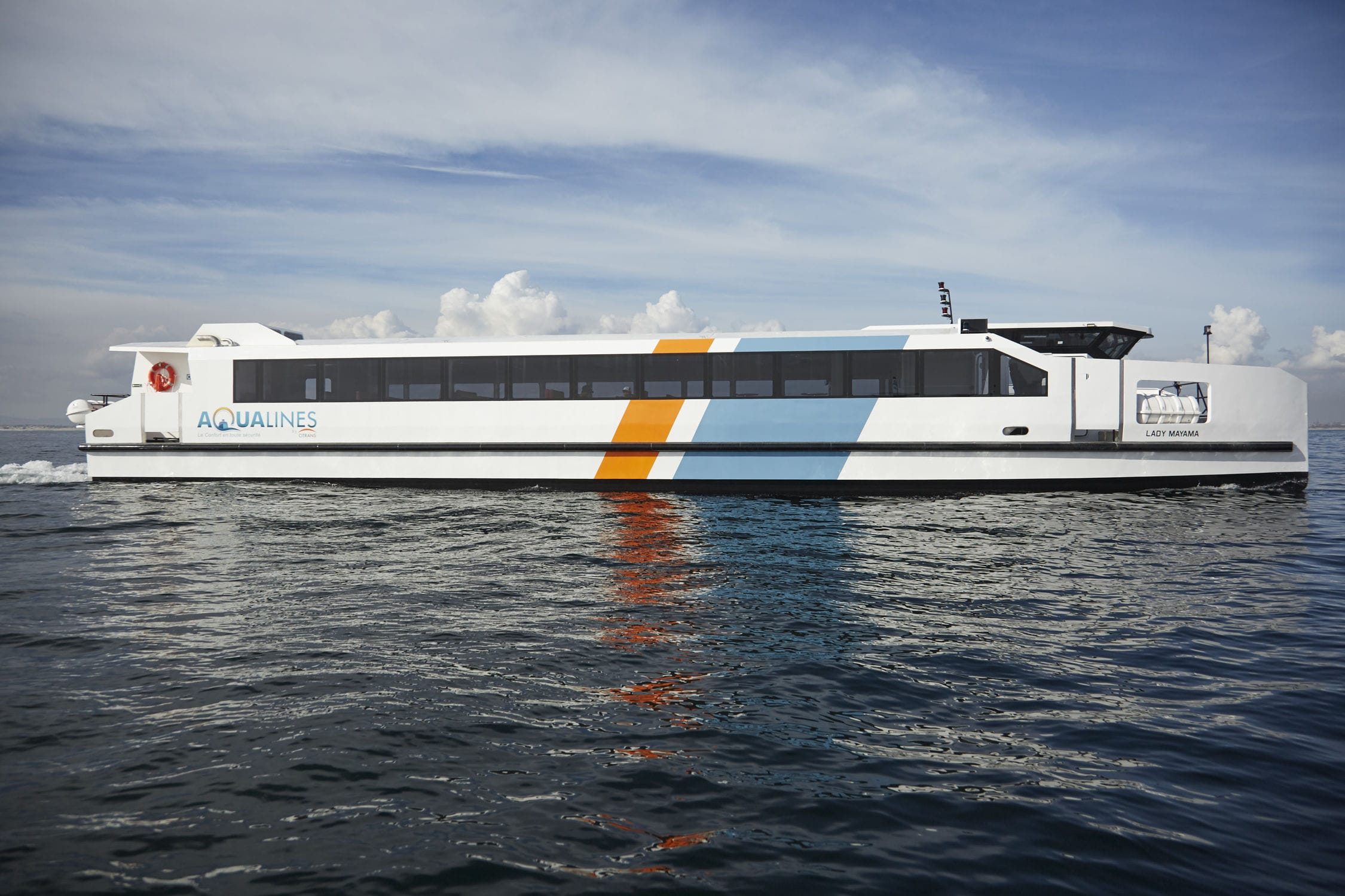 catamaran passenger ferry manufacturers