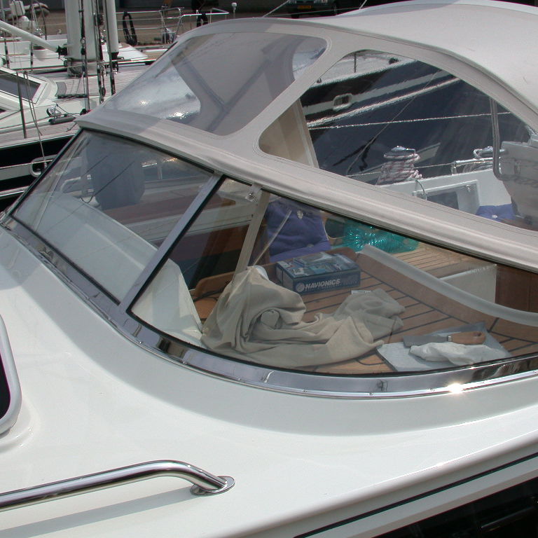 Boat windscreen RM Nautical