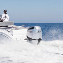 Outboard engine / gasoline / boating / direct...
