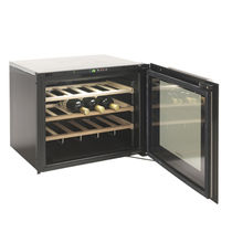Yacht wine storage