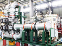 Ballast water treatment / for ships