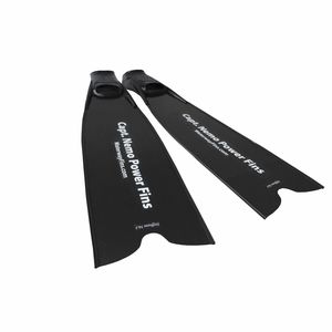 spearfishing fin / carbon