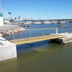 boat gangway