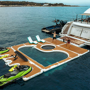 floating swimming pool