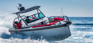 outboard center console boat / twin-engine / center console / open