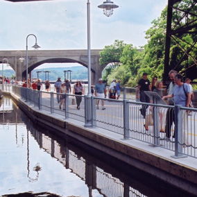 floating road 1