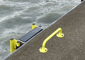 dock grab rail