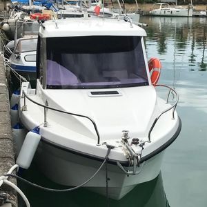 outboard day fishing boat