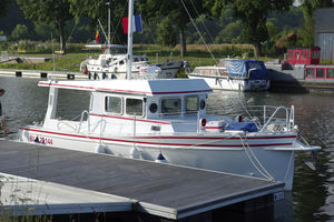 trawler motor yacht