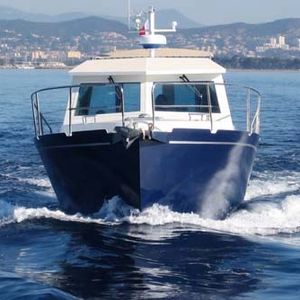 fishing motor yacht