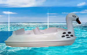 4-person pedal boat