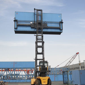 empty container handler