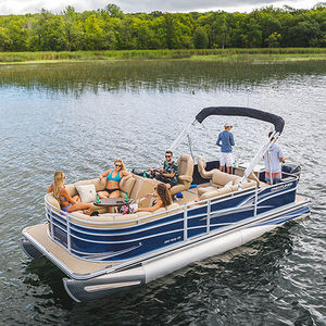outboard pontoon boat