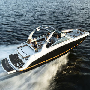 inboard deck boat