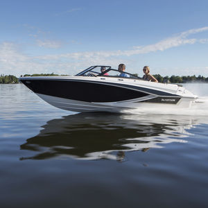 inboard runabout