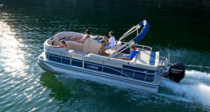 outboard pontoon boat