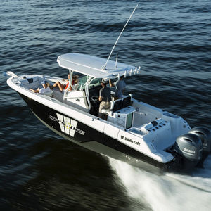 Twin-engine center console boat - All boating and marine industry ...