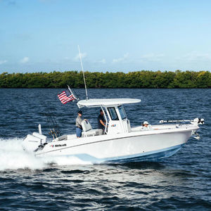 outboard center console boat 1