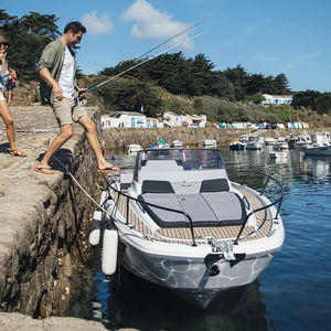 outboard walkaround