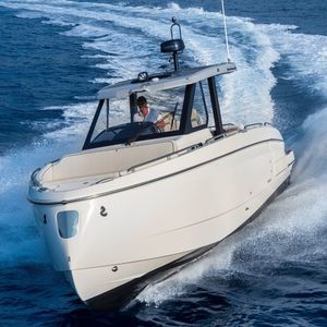 outboard express cruiser