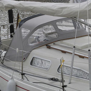sailboat sprayhood