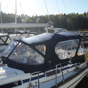 sailboat sprayhood
