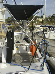 sailboat Bimini top