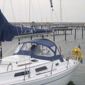 sailboat sprayhood 1