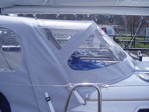 sailboat sprayhood