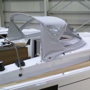 sailboat sprayhood