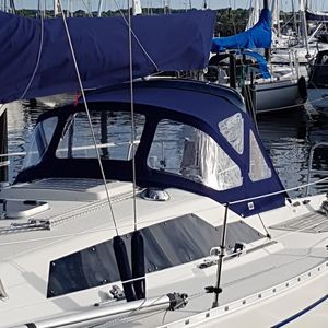 boat sprayhood 1
