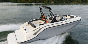 inboard deck boat