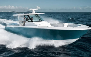 outboard express cruiser