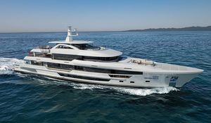 cruising mega-yacht 1