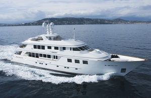 cruising super-yacht