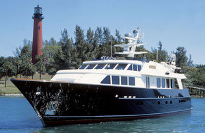 cruising super-yacht 1