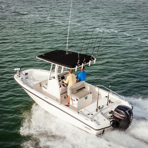 outboard center console boat