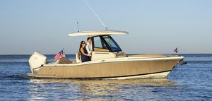 outboard center console boat
