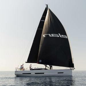 fast cruising sailboat